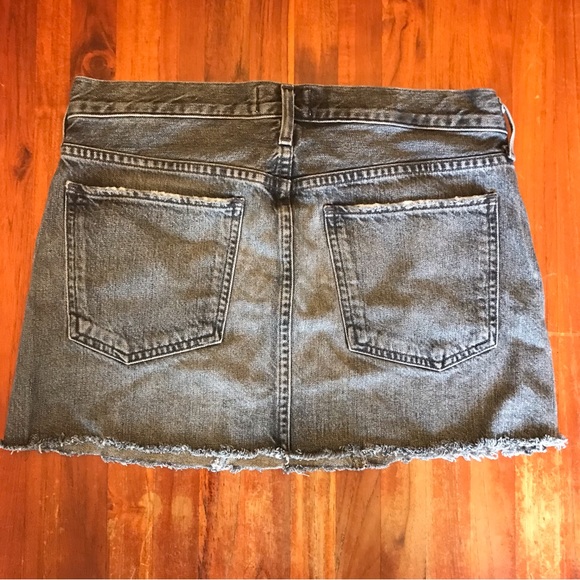 AGOLDE Denim Mini Skirt in Gray size 27 - Picture 2 of 3
